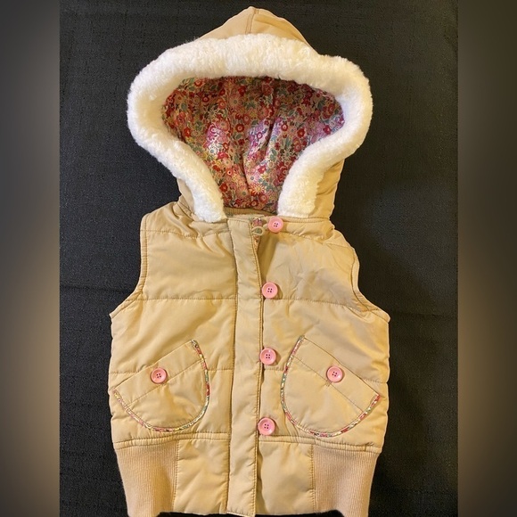 OshKosh B'gosh Other - 3/$15 OshKosh Vest w/Hood, Pink Floral Trim & Lining, Genuine Kids, Zip Button